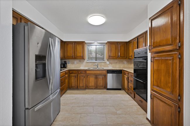 1614 Shadow Moss Way, House other with 3 bedrooms, 3 bathrooms and null parking in Carrollton TX | Image 9