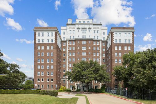 pv101-329 E Colorado Blvd, Dallas, TX, 75203-1213 | Card Image