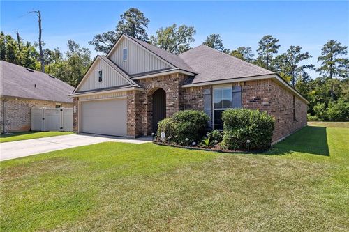 19463 Providence Ridge Blvd, Hammond, LA, 70403-1925 | Card Image