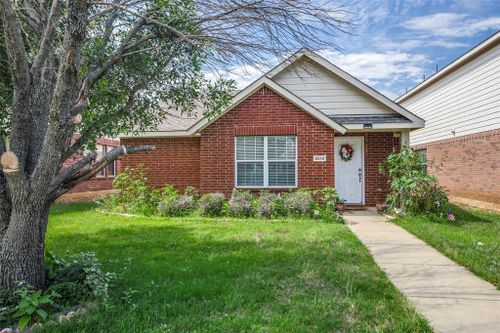 8814 Stewart Street, Cross Roads, TX, 76227 | Card Image