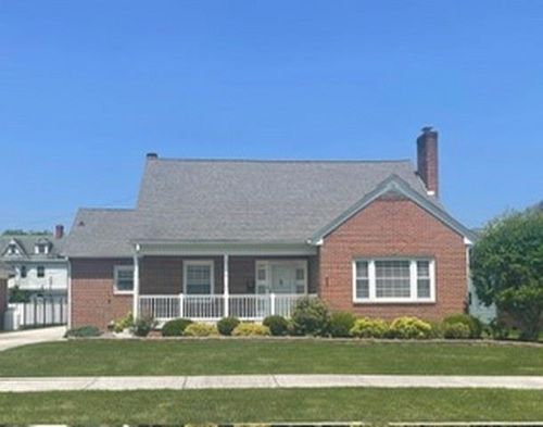 308 Lee St, Richlands, VA, 24641-2428 | Card Image