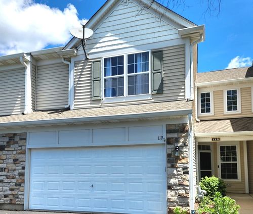 119 Oak Knoll Ct, Volo, IL, 60020-3218 | Card Image