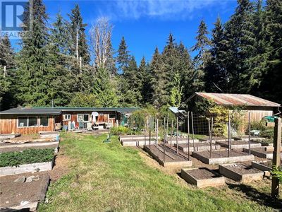 323 Sawmill Rd, House other with 2 bedrooms, 1 bathrooms and 3 parking in Whaletown BC | Image 1