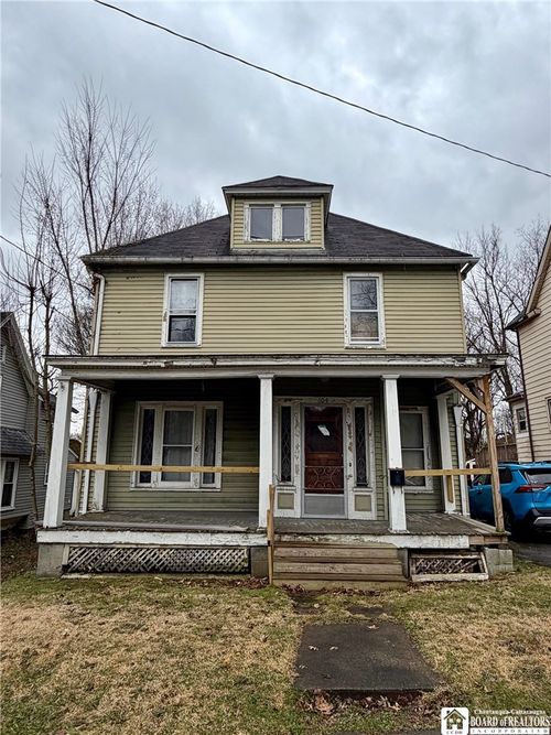 104 Falconer St, Jamestown, NY, 14701-3708 | Card Image