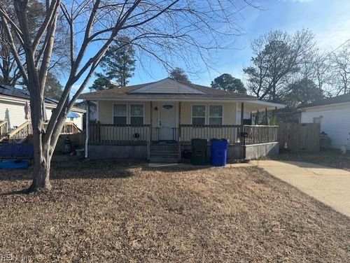 3858 Wake Cir, Norfolk, VA, 23513-3455 | Card Image