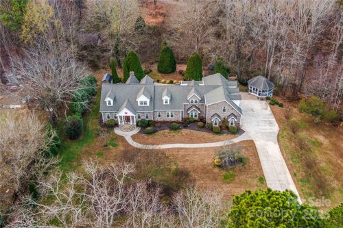 1090 Mop Bucket Dr, Salisbury, NC, 28147-8163 | Card Image