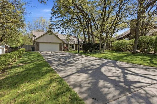 2148 Running Branch Rd, Edmond, OK, 73013-6646 | Card Image