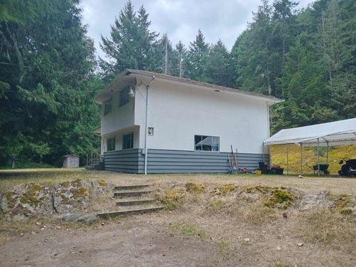 570 Waugh Rd, Mayne Island, BC, V0N2J1 | Card Image