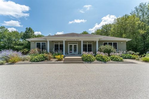 20 Knollwood Dr, Canterbury, CT, 06331-1462 | Card Image