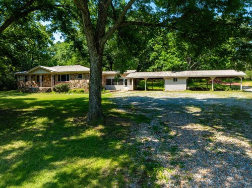 2389 Newport Rd, Batesville, AR, 72501-9706 | Card Image