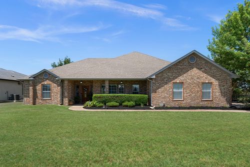133 Sentry Point, Hutto, TX, 78634 | Card Image