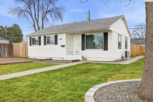 400 Smith Ave, Richland, WA, 99352-3944 | Card Image