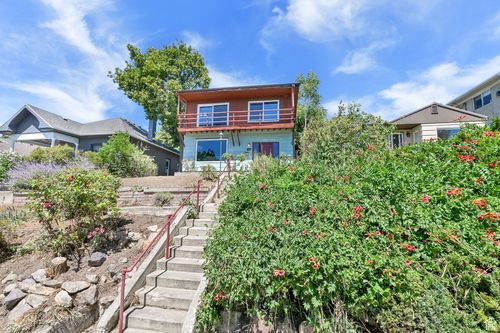 665 E 6th Ave, Salt Lake City, UT, 84103-3521 | Card Image