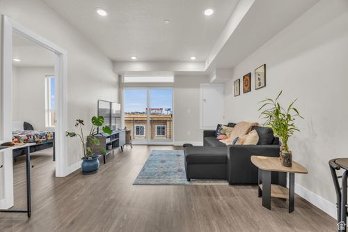 unit-409-2101 N Main St, Sunset, UT, 84015-2872 | Card Image