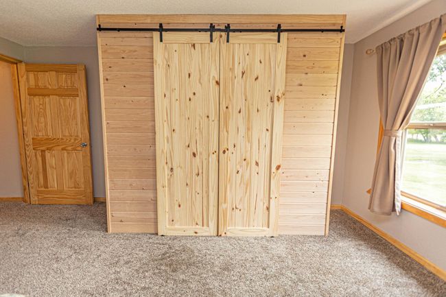 11 - Primary Bed Closet.jpg | Image 14