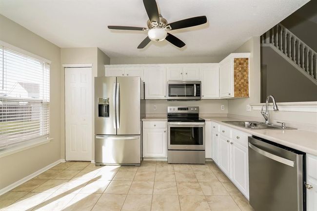 13398 N Largo Ct, House other with 3 bedrooms, 3 bathrooms and null parking in Camby IN | Image 5
