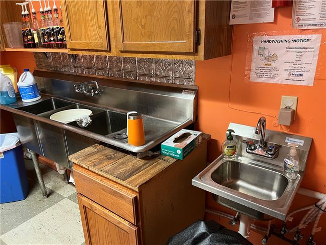 116 W Main St, Home with 0 bedrooms, 0 bathrooms and null parking in Mountain View AR | Image 5
