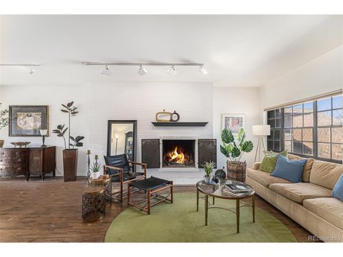 203-7250 Eastmoor Dr, Denver, CO, 80237-2311 | Card Image