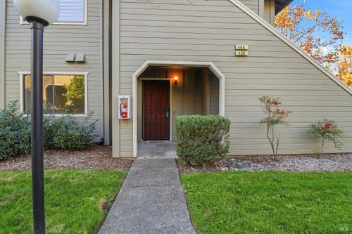 458 Bernice Lane, Sonoma, CA, 95476 | Card Image