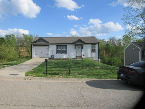 137 Ashley Dr, Dry Ridge, KY, 41035-7061 | Card Image