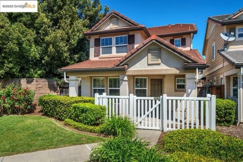 101 Spruce St, Brentwood, CA, 94513 | Card Image