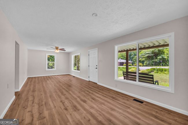 1813 W Currahee St, House other with 3 bedrooms, 2 bathrooms and null parking in Toccoa GA | Image 15