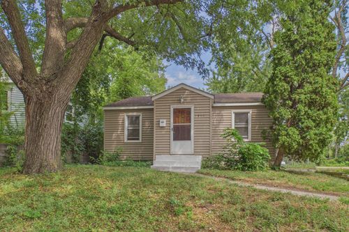 1853 Taylor Ave W, Saint Paul, MN, 55104-1054 | Card Image