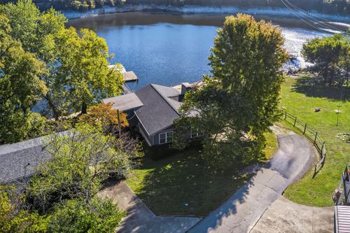 465 Sunrise Shrs, Harrodsburg, KY, 40330-8834 | Card Image