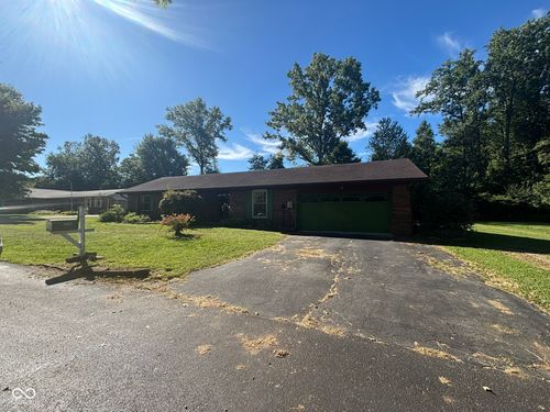 1083 W Stan Mar Estates Dr, Brazil, IN, 47834-8276 | Card Image