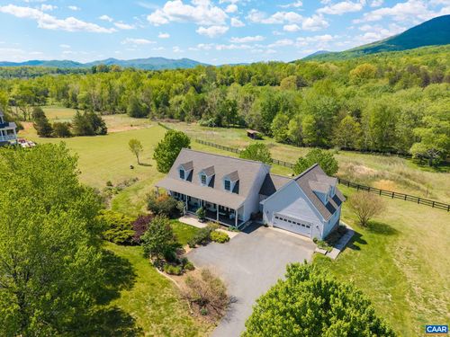 164 Sunnyside Ln, Afton, VA, 22920-3087 | Card Image