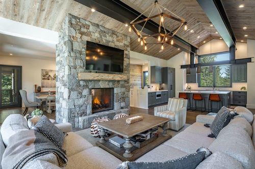 13212 Snowshoe Thompson, Truckee, CA, 96161-5231 | Card Image