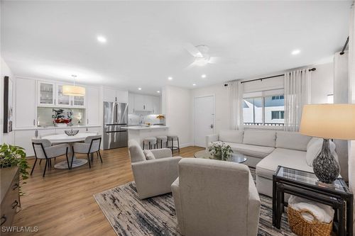 apt-209-766 Central Ave, NAPLES, FL, 34102-6048 | Card Image