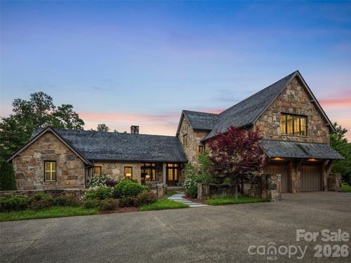 332 Walnut Valley Pkwy, Arden, NC, 28704-8424 | Card Image