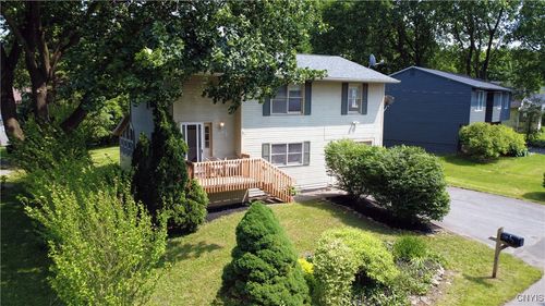 119 Dewey Ave, Fayetteville, NY, 13066-1606 | Card Image