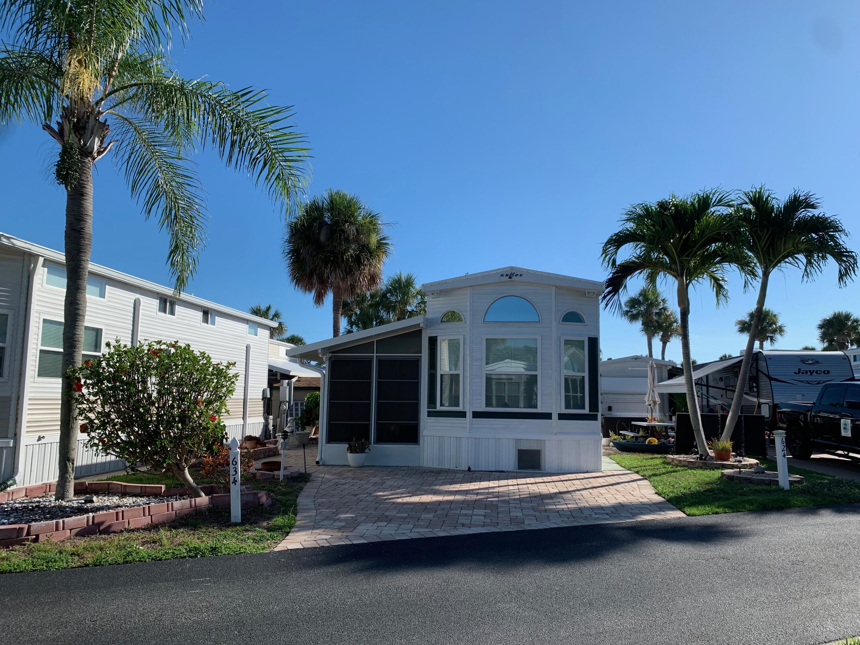 Horizon Ln, Melbourne Beach, FL 32951