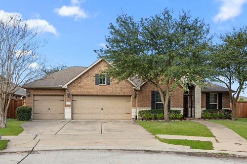 17927 Creek Bluff Lane, Cypress, TX, 77433 | Card Image