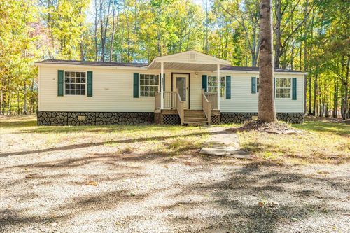 1834 Gravel Hill Rd, Vinton, VA, 24179-5569 | Card Image