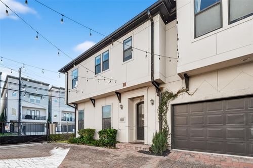 605 Meadow St, Houston, TX, 77020-5941 | Card Image