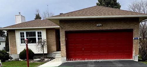 6263 Macdonald Crt, Bainsville, ON, K0C1E0 | Card Image