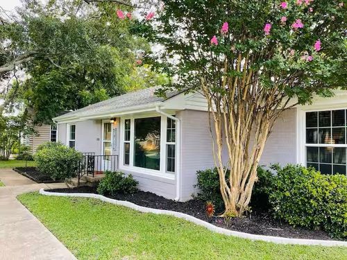 3713 S Hills Ave, Fort Worth, TX, 76109-2756 | Card Image