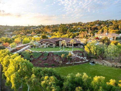 3113 Camino Del Rancho, Encinitas, CA, 92024-6929 | Card Image