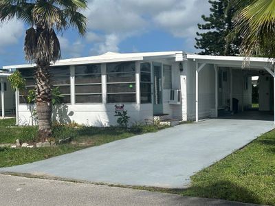 8 Se Casa Rio Road, House other with 3 bedrooms, 2 bathrooms and null parking in Port St Lucie FL | Image 1