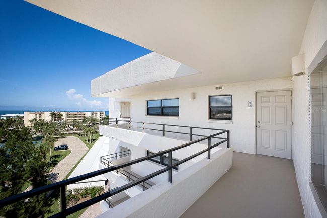 APT-602B - 8735 Midnight Pass Rd, Condo with 2 bedrooms, 2 bathrooms and null parking in SARASOTA FL | Image 9