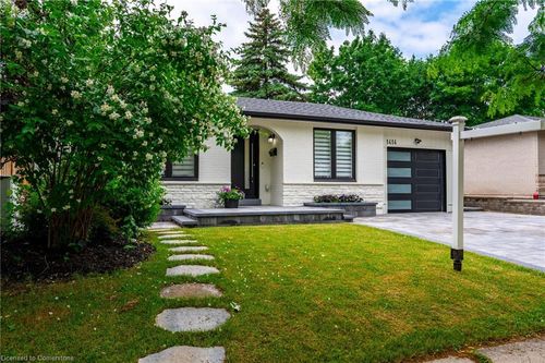 1414 Allangrove Dr, Burlington, ON, L7M1J6 | Card Image