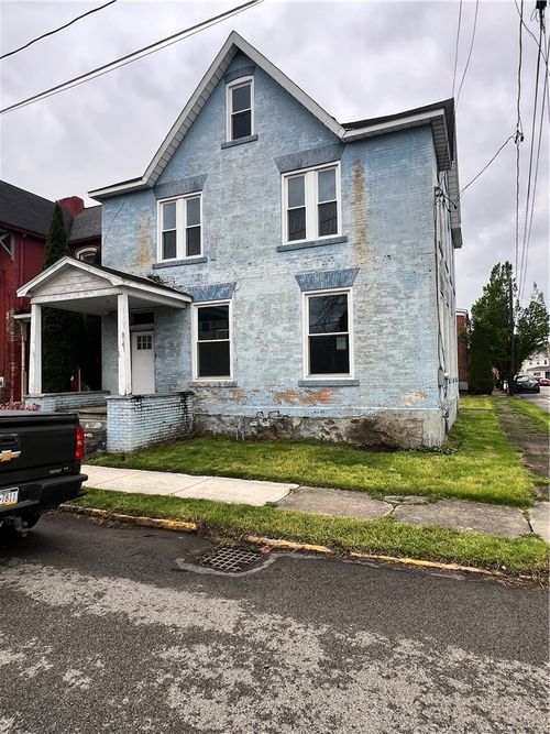 204 S Stewart St, Blairsville, PA, 15717-1438 | Card Image