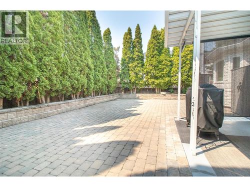 1325 Bothe Rd, Kelowna, BC, V1W3C1 | Card Image