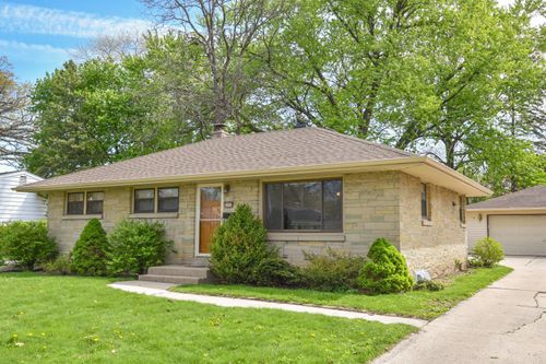 2964 S 104th St, WEST ALLIS, WI, 53227-3514 | Card Image
