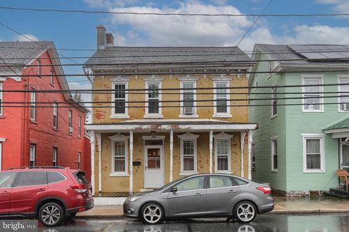 212 E Main Ave, MYERSTOWN, PA, 17067-1119 | Card Image