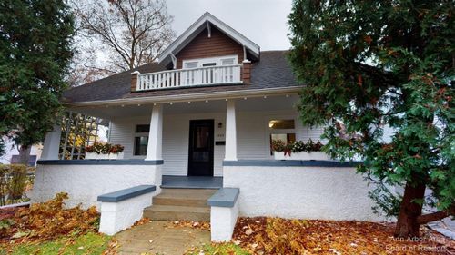 1705 Jackson Ave, Ann Arbor, MI, 48103-4037 | Card Image