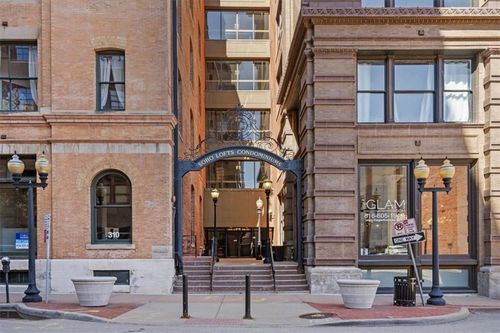 712-308 W 8th St, Kansas City, MO, 64105-1576 | Card Image